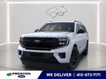 New 2026 Ford Expedition Platinum w/ Stealth Appearance Package