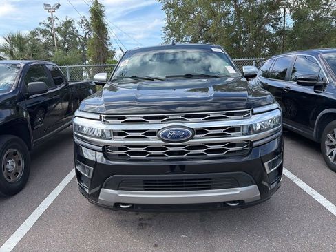 Used 2023 Ford Expedition Max Platinum AWD/4WD image 4