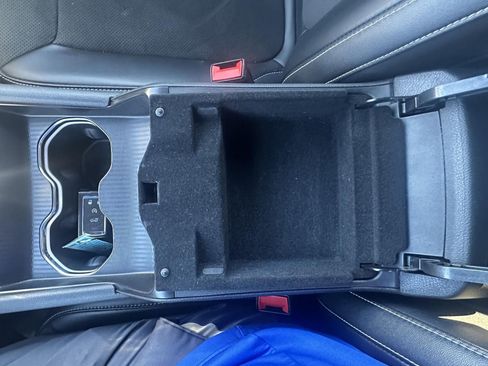 Used 2024 Jeep Grand Cherokee Altitude image 24