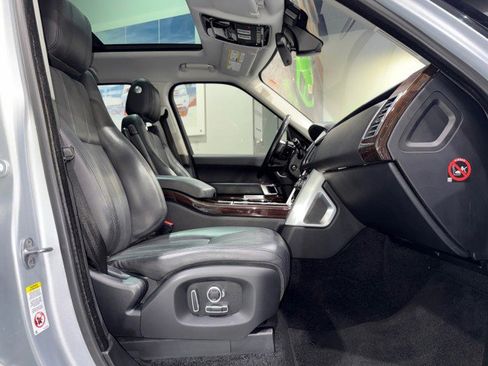 Used 2016 Land Rover Range Rover HSE image 51