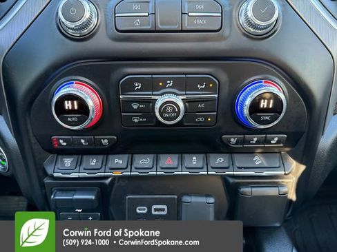 Used 2020 GMC Sierra 3500 Denali image 33