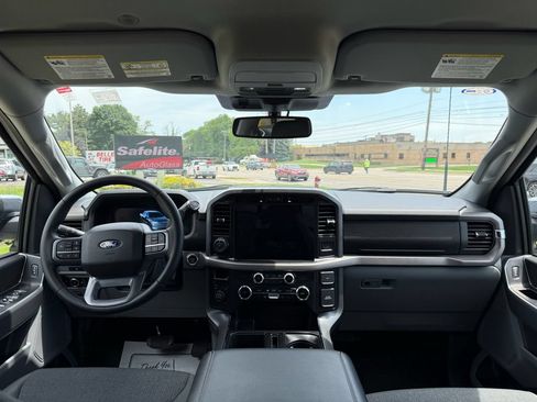 Used 2025 Ford F150 XLT w/ Equipment Group 302A MID AWD/4WD image 21