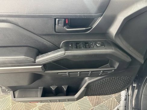 Used 2024 Toyota Tacoma SR5 AWD/4WD image 23