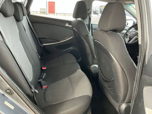 Used 2013 Hyundai Accent GS image 12