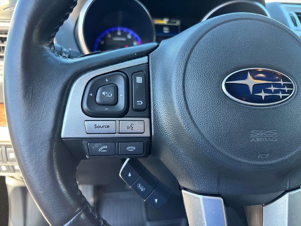 Used 2016 Subaru Outback 2.5i Limited AWD/4WD image 22