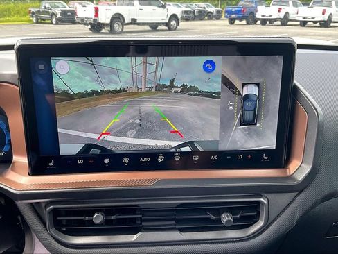 Certified 2025 Ford Bronco Sport Outer Banks w/ Outer Banks Tech Package+ AWD/4WD image 21