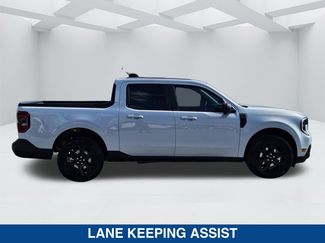 New 2025 Ford Maverick Lariat w/ Black Appearance Package video 3