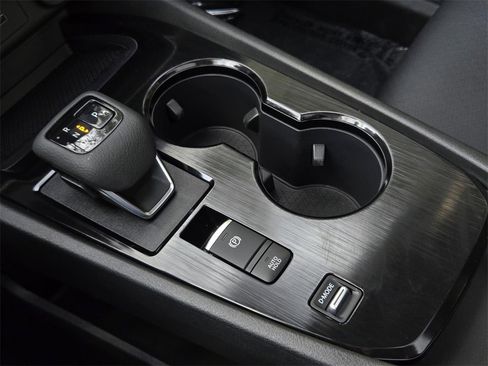 Used 2023 Nissan Rogue SV w/ SV Premium B Package image 25