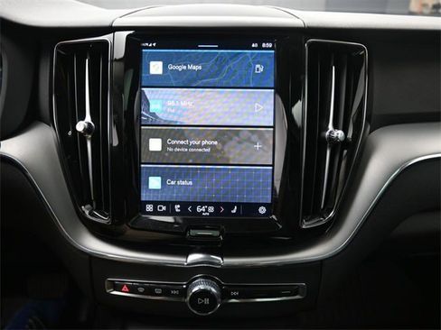 Certified 2024 Volvo XC60 B5 Core image 11