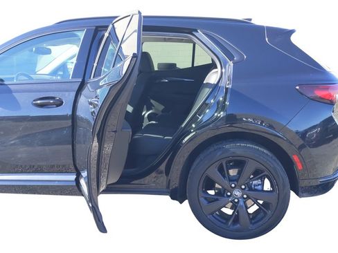 Used 2023 Buick Envision Preferred image 30