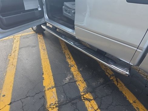 Used 2013 Ford F150 XLT w/ Luxury Equipment Group image 15