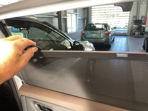 Used 2023 Nissan Rogue SL w/ SL Premium Package image 19