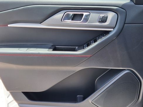 New 2026 Ford Explorer ST-Line w/ ST-Line Street Pack RWD image 17