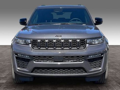 New 2026 Jeep Grand Cherokee Limited AWD/4WD image 14
