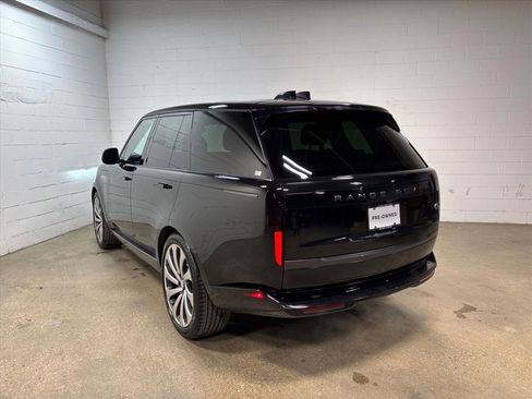 Used 2023 Land Rover Range Rover SE image 9