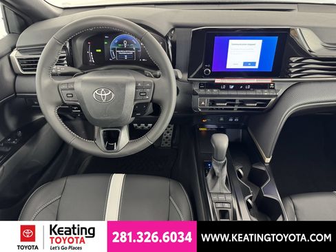 New 2026 Toyota Camry SE FWD image 8