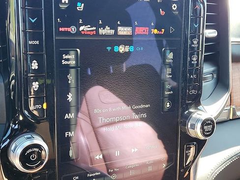 Used 2020 RAM 2500 Limited AWD/4WD image 18