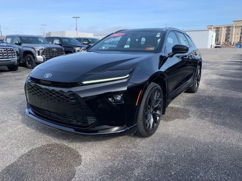 Used 2025 Toyota Crown Signia image 7