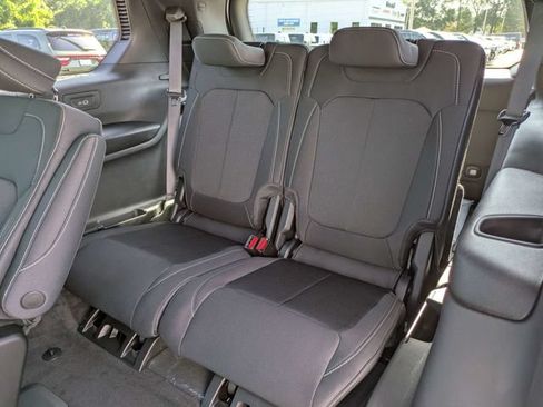 New 2026 Jeep Grand Cherokee L 2WD image 15