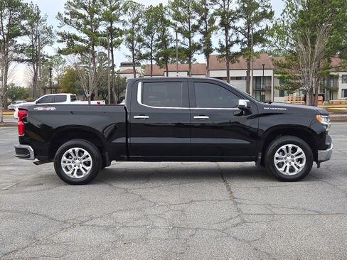 Used 2023 Chevrolet Silverado 1500 LTZ image 8