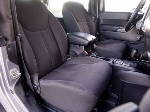 Used 2013 Jeep Wrangler Sport image 34