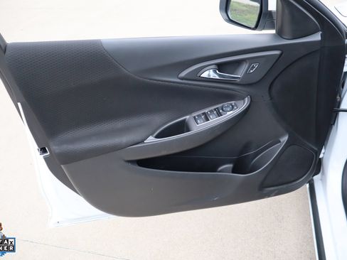 Used 2024 Chevrolet Malibu LT FWD image 12