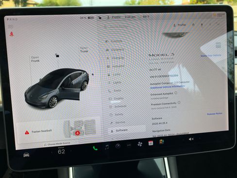 Used 2018 Tesla Model 3 Long Range image 56