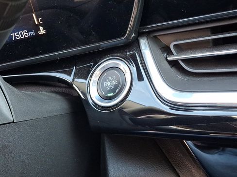 Certified 2024 Chevrolet Trax RS w/ Driver Confidence Package image 24