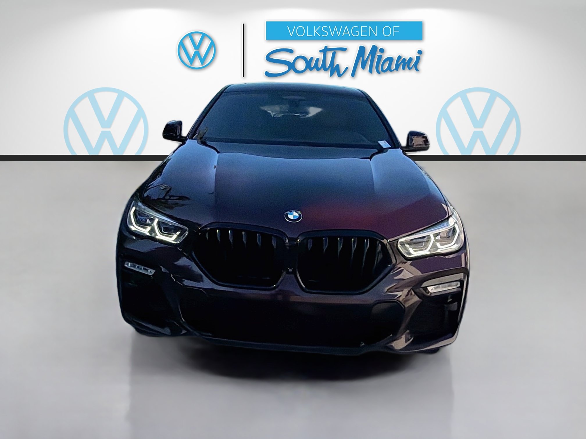 Used 2021 BMW X6 M50i w/ Executive Package AWD/4WD image 2