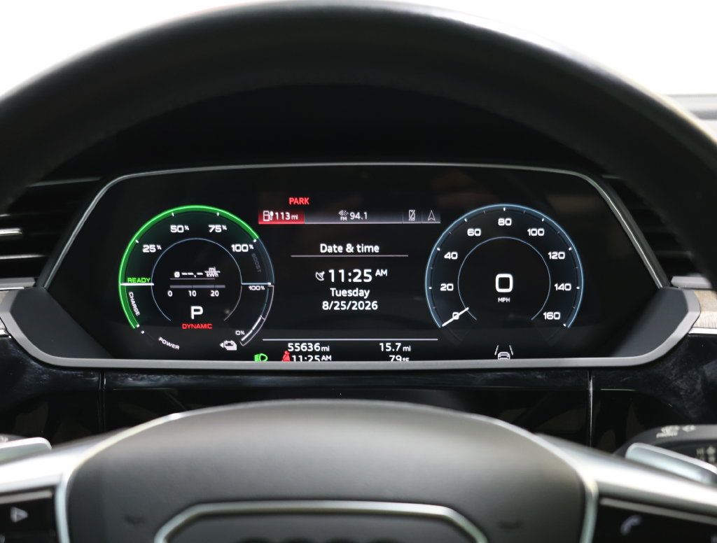 Used 2022 Audi e-tron Premium w/ Convenience Plus Package AWD/4WD image 18