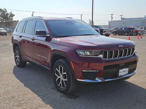 Used 2024 Jeep Grand Cherokee L Limited w/ Luxury Tech Group II AWD/4WD image 2