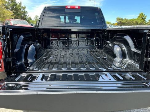 New 2026 RAM 2500 Tradesman AWD/4WD image 17
