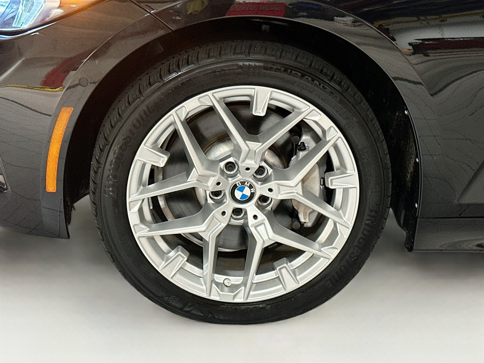 Certified 2025 BMW 330i Sedan w/ Premium Package RWD image 31