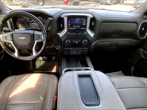 Used 2019 Chevrolet Silverado 1500 LTZ w/ LTZ Premium Package AWD/4WD image 15