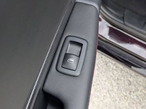 Used 2024 Dodge Durango GT RWD image 28