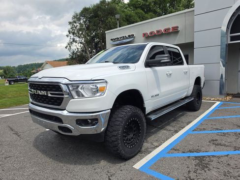 Used 2022 RAM 1500 Big Horn AWD/4WD image 8