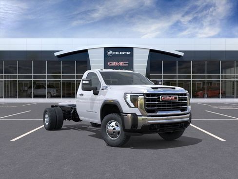 New 2026 GMC Sierra 3500 Pro w/ Convenience Package RWD image 1