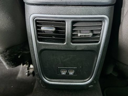 Used 2023 Dodge Charger SXT RWD image 21