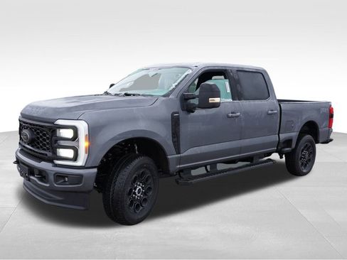 New 2026 Ford F350 Lariat w/ Black Appearance Package image 7