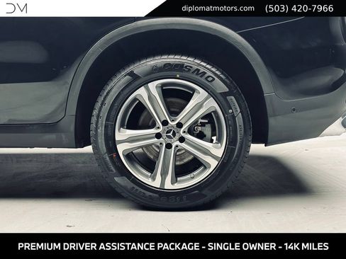 Used 2018 Mercedes-Benz GLC 300 4MATIC image 42