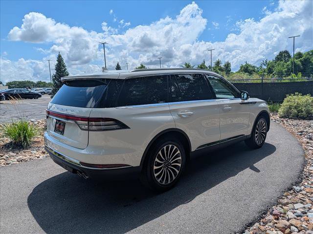 Used 2023 Lincoln Aviator Reserve w/ Equipment Group 201A AWD/4WD image 5