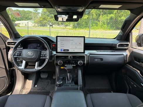 Used 2024 Toyota Tacoma TRD Off-Road w/ TRD Off Road Upgrade Package AWD/4WD image 8