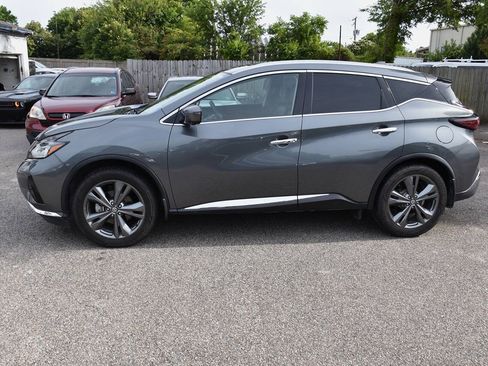 Used 2020 Nissan Murano Platinum w/ Cargo Package FWD image 3