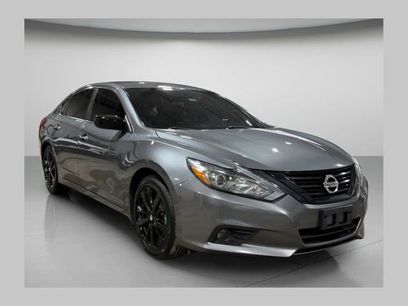 Used 2018 Nissan Altima 2.5 SR w/ SR Midnight Edition