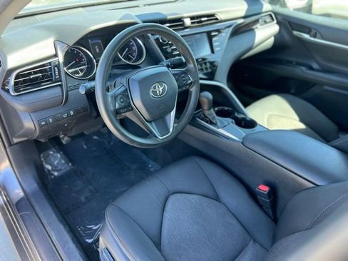 Used 2020 Toyota Camry LE w/ Carpet Mat Package image 11