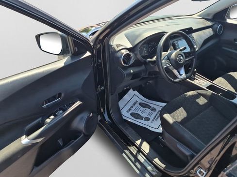 Used 2021 Nissan Kicks SV FWD image 25