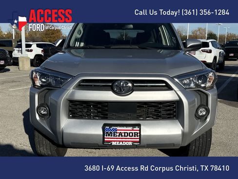 Used 2022 Toyota 4Runner SR5 AWD/4WD image 6