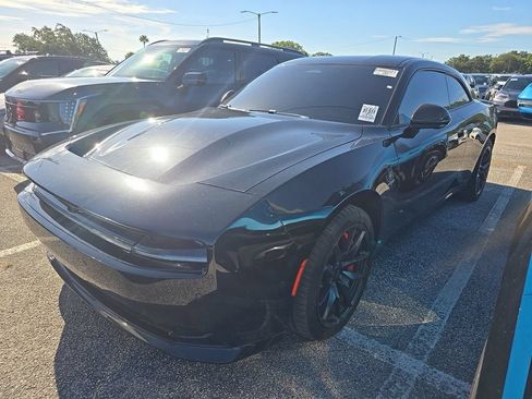 Used 2024 Dodge Charger Daytona Scat Pack w/ Plus Group AWD/4WD image 5