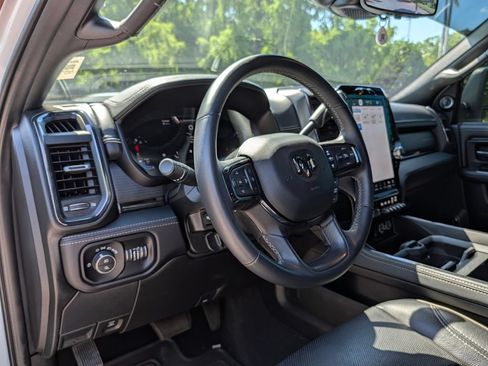 Used 2024 RAM 2500 Limited AWD/4WD image 4