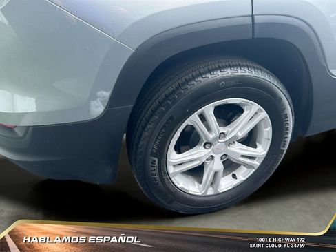 Certified 2024 GMC Terrain SLE image 5